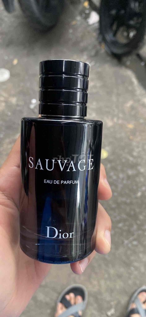 dior sauvage 100ml - cần bán gấp