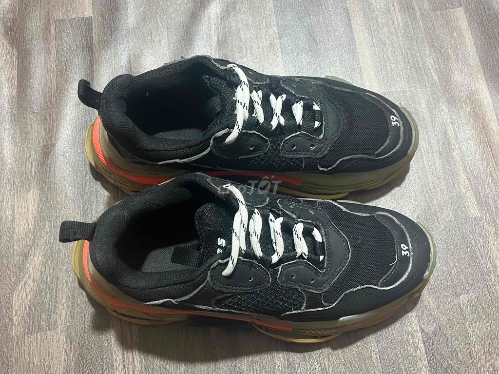 Giày Balenciaga size 39 fix 40 - giá tốt