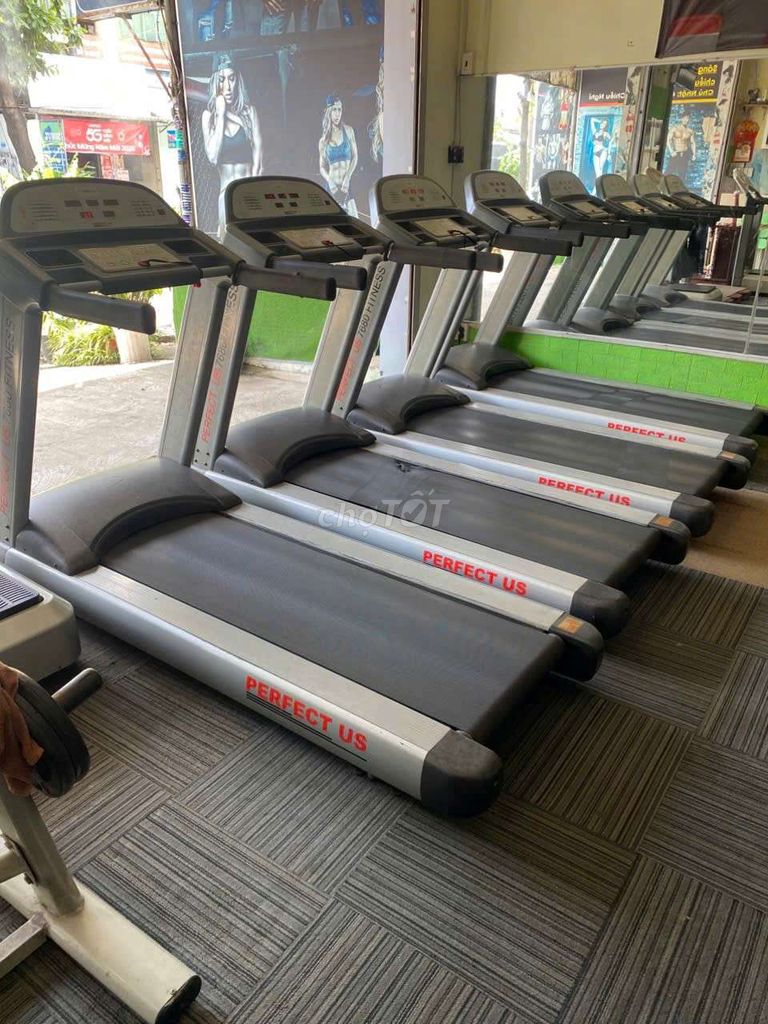 Thanh lý máy chạy bộ phòng gym - giá tốt